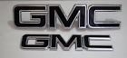 02-1307gb Truckgoodies Gmc Yukon Xl Red Letter Emblem Replacement Kit Black