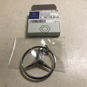 A2037580058 2001-2007 Mercedes C230 C320 C240 W203 Rear Lid Chrome Star Emblem Logo