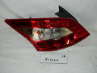 26555 - 9n00b Nissan Maxima Lh Driver Tail Light Oem Tested New