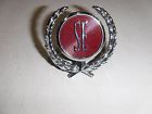 4229733 4319732 And Dodge Nos Se Wreath Roof Panel Chrome Burgundy Emblem