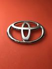 75311-35220 Toyota Front Grille Emblem Genuine Oem