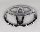 90975-02040 Toyota Prius Trunk Emblem