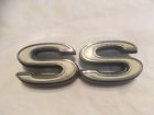 9656584 9657584 Chevrolet Oem Chevy Camaro Malibu Rear Emblem Super Sport