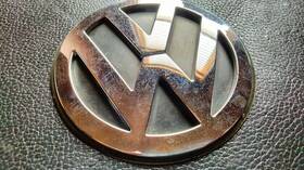9155-9201 Abs E45 - 2003 Volkswagen New Beetle Trunk Emblem Rear Logo Badge Insignia