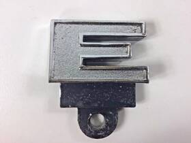 3443608 Amc 1950s 60s Rambler Ambassador Front Grille Emblem Letter Inch E Logo