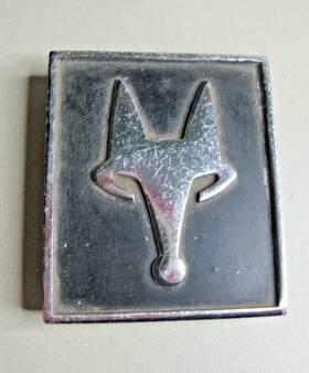 849853685 Audi 1973 74 75 76 1977 80 Side Fender Fox Emblem All Pins # Oem