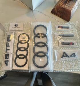 8t0-853-605-2zz Audi A4 B9 Emblem Badges Set Front And Rear Gloss Black 2017-2023