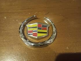 1pccsts Bdc Cadillac Sts Chrome Wreath And Crest Emblem Pair