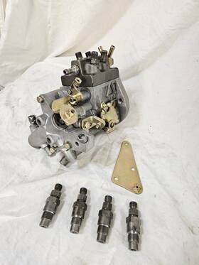 Pl04-124.01 Bmw 2002tii Kugelfisher Injection Pump And Injectors