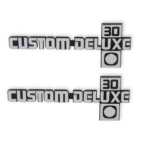 04-552 Brothers Trucks C/k Fender Badge Pair - Custom Deluxe 30