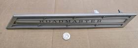16515514 Buick Oem 1991-1996 Roadmaster Sedan Right Rh Roof Sail Panel Emblem