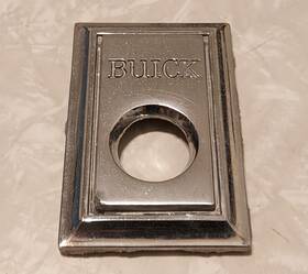 20157850 Buick 80-85 Electra Lesabre Trunk Lock Emblem Bezel Frame P/n