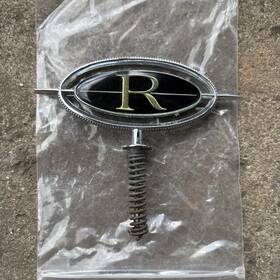 255228 Buick 1979 Thru 1985 Riviera Inch -r- Hood Ornament Emblem #255228