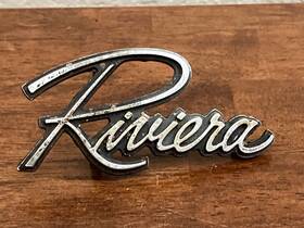 87-91136 Buick 1970 Inch Riviera Sail Panel Emblem Part #87-91136
