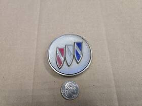 9593701 Buick Oem Silver Plastic Hubcap Wheel 2 3/4 Inch 2.75 Emblem Badge Logo