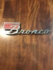 C6tb-16b114-a Ford Bronco Fender Emblem Oem Broken Tab