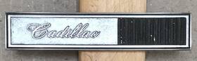 1481439 Cadillac 1964 Glove Box Door Emblem Name Plate Badge
