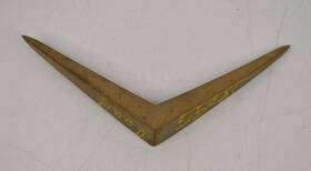 1483004 Cadillac 1955 Gold Hood Vee V Ornament Dirilyte Emblem Series 60 62