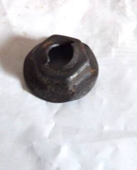 1494983 Cadillac 1944983 1969-1979 Eldorado Left Or Right Wreath Emblem Speed Nut Fits