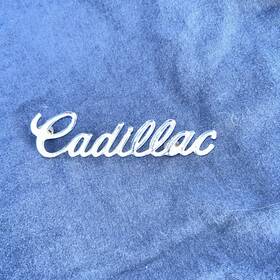 2000413 Cadillac 1970s Vintage Badge Like New Plate