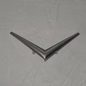 20099954 Cadillac Oem 1978 1979 1980 Deville Fleetwood V Sail Panel Emblem Name