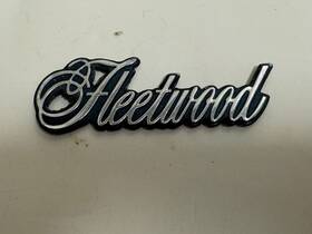 20209817 Cadillac 1984-1987 Fleetwood Oem Roof Sail Pillar Panel Emblem Badge