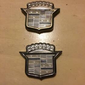 5973566 Cadillac 1980s Eldorado Fleetwood Tail Light Badge Emblems X2 Oem Gm