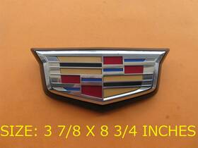 84783137 Cadillac Front Grille Emblem Logo Badge Sign Used A42747