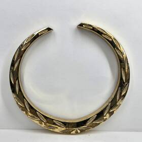 92479-2 Cadillac 924792 Wreath Emblem Gold-tone Plastic 3.25 Part 2002-2004 Deville