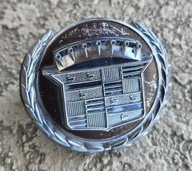 9635919 Cadillac 76 77 78 79 Seville Original Trunk Lid Lock Cover Emblem