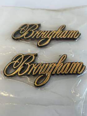 20707283 Cadillac Oem Nos Sealed Pair Brougham Name Plate Emblem 1980s - 90s Gold Over Black