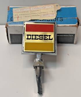 14022810 Chevrolet 1973-1980 Gm Chevy Truck Nos Hood Emblem