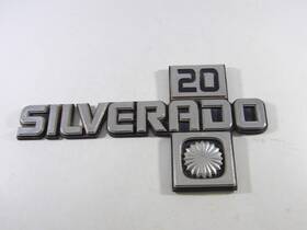 14026452-20 Chevrolet 1981 1982 1983 1984 1985 1986-1987 Chevy Silverado 20 Truck Fender Emblem