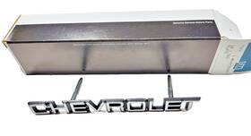 14035288 Chevrolet 1982-87 Malibu El Camino Grille Emblem Nos