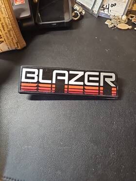 14057638 Chevrolet Blazer Auto Logo Name Badge