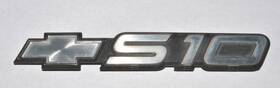 15629984 Chevrolet Chevy Oem 1994-2004 S10 Door Side Rear Tailgate Emblem Badge