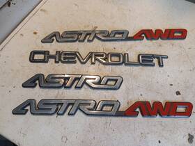 15723742 Chevrolet 15724742 4 Chevy Astro Awd All Wheel Drive Van Badges Emblems Decals