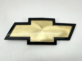 15768342 Chevrolet 2007 Chevy Silverado 2500 Emblem S Oem Tab