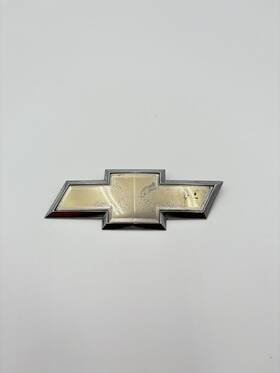 15832266 Chevrolet 2008-2012 Chevy Malibu Rear Bumper Emblem Logo Badge Symbol Oem