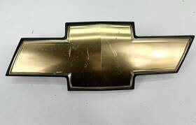 15862129 Chevrolet Genuine Oem 2007-2014 Chevy Avalanche Suburban Tahoe Front Grille Bowtie Emblem