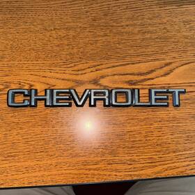 20260428 Chevrolet 1982-90 Stick-on Trunk Emblem Name Plate Badge