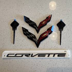 23465587 Chevrolet 2014-2019 Corvette C7 Black Emblem Set Gm#
