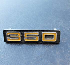 323612 Chevrolet Vintage 70s Chevy Gmc 350 Grille Emblem Original Oem
