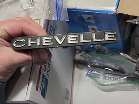 328996 Chevrolet 1971-73 Chevelle Front Grille Emblem Nameplate Logo Oem Nos Gm