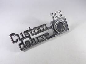 349682-1 Chevrolet 1975 1976 1977 1978 1979-1980 Chevy Custom Deluxe 10 Fender Emblem Oem