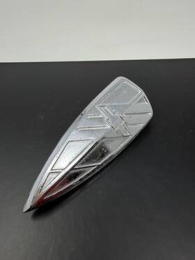 3653871 Chevrolet 1940 Chevy Hood Emblem Original Gm Guide Bow Tie