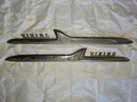 3744663 Chevrolet 3744664 58 1958 Viking 40 1.5 Ton Side Emblem Spears Oem Pair