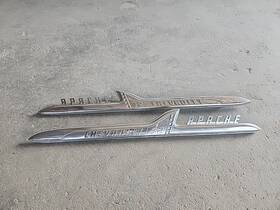 3745871 Chevrolet 1958 Chevy Apache 32 Truck Fender Spears Oem Rh And Lh Emblem Pair