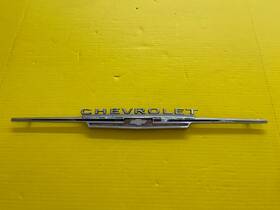 3790800 Chevrolet 1962 1963 1964 1965 1966 1967 Chevy Ii Trunk Ornament Emblem - Nice