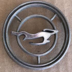 2w03501 Chevrolet 3857321 1965 1966 Impala Emblem Ornament Badge